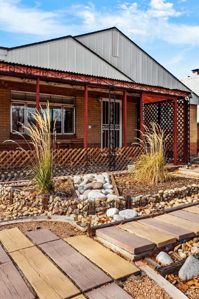 1733 Lima St in Aurora, CO - Building Photo - Building Photo