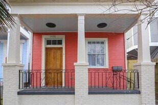 1832 Baronne St in New Orleans, LA - Building Photo