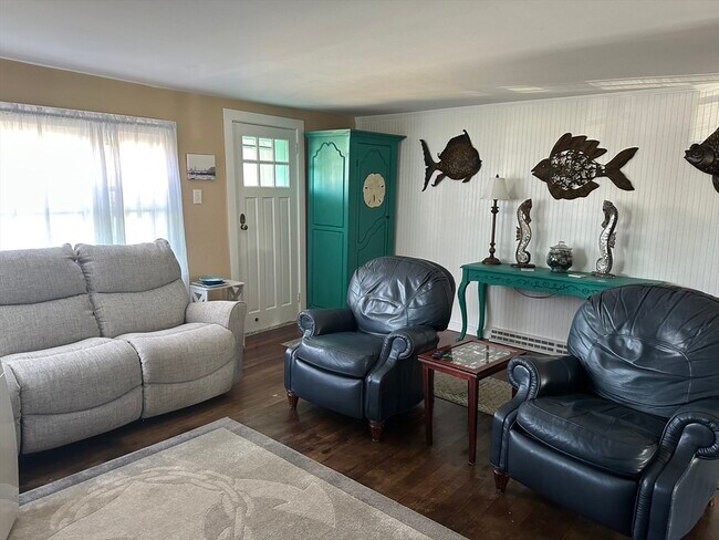 12 Waterman St in Mattapoisett, MA - Building Photo - Building Photo