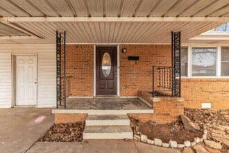 2008 Maple Dr in Midwest City, OK - Building Photo - Building Photo