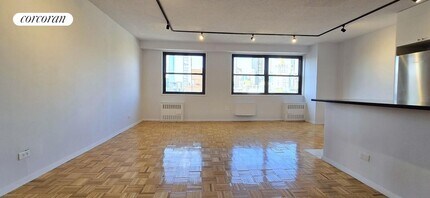 401 2nd Ave in New York, NY - Building Photo - Building Photo