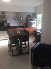 1650 Brickell Ave-Unit -104 in Miami, FL - Building Photo - Building Photo