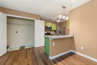 1382 Hollenbeck Ln in Riverdale, GA - Building Photo - Building Photo