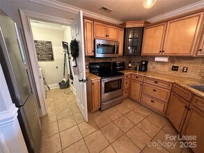 1205 Torrence Cir in Davidson, NC - Building Photo - Building Photo