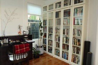 1142 Peach St in Alameda, CA - Building Photo - Building Photo