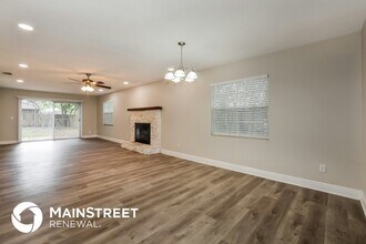 25501 Troon Ave in Sorrento, FL - Building Photo - Building Photo