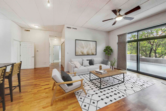 1301 W Washington Blvd in Chicago, IL - Building Photo - Building Photo