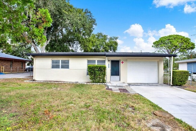 property at 5543 Gulf Dr