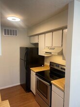4441 Old College Rd, Unit #4201 in Bryan, TX - Building Photo - Building Photo