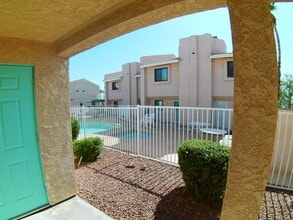 3400 Sunriver Rd, Unit A1 in Bullhead City, AZ - Building Photo - Building Photo
