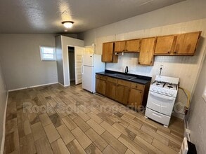 1610 Pebrican Ave in Cheyenne, WY - Building Photo - Building Photo