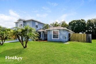 3562 SW Carmody St in Port St. Lucie, FL - Building Photo - Building Photo