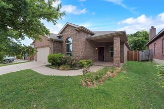 6285 Bush Buck Run in Fort Worth, TX - Building Photo - Building Photo