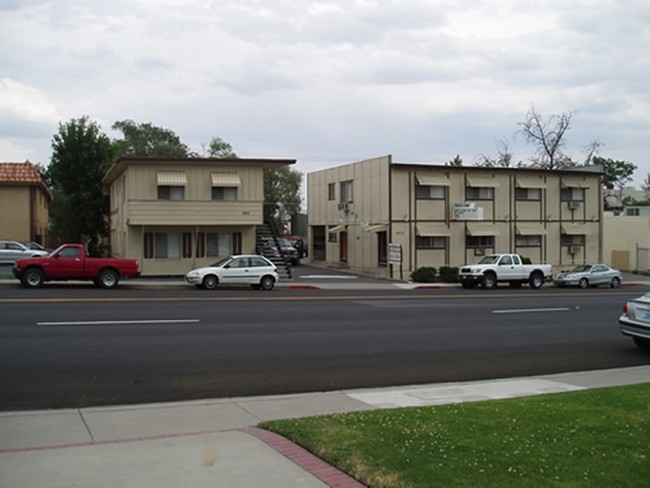 Douglas Arms in Reno, NV - Foto de edificio - Building Photo