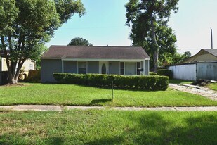 4038 Erby St in Houston, TX - Building Photo