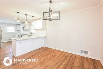 1512 Knollwood Terrace in Decatur, GA - Foto de edificio - Building Photo