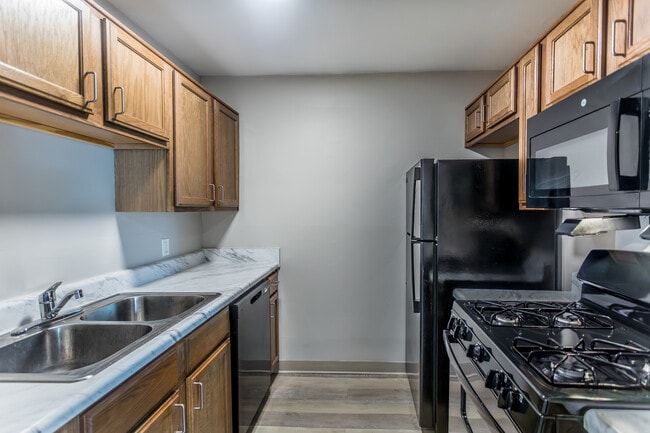 Sunset Village Apartments