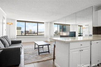 430 Lewers St in Honolulu, HI - Foto de edificio - Building Photo