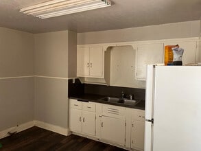 101 N Uvalde Ave in Lubbock, TX - Building Photo - Building Photo