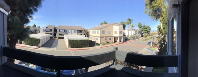 171 N Richmont Dr in Anaheim, CA - Foto de edificio - Building Photo