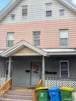 1235 Bank St in Waterbury, CT - Building Photo