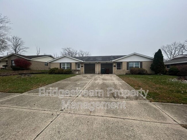 property at 4231 Knollcroft Rd