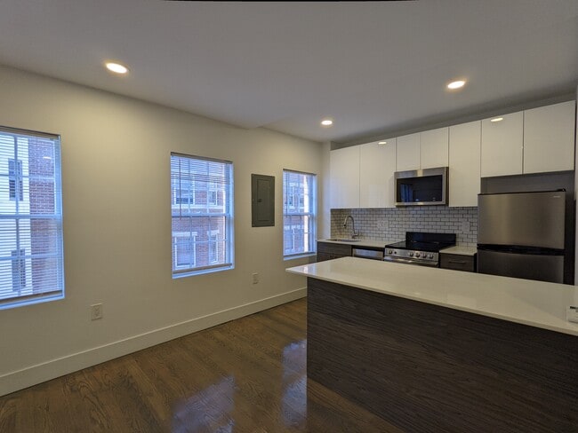 61 Joy St, Unit #3 in Boston, MA - Foto de edificio - Building Photo