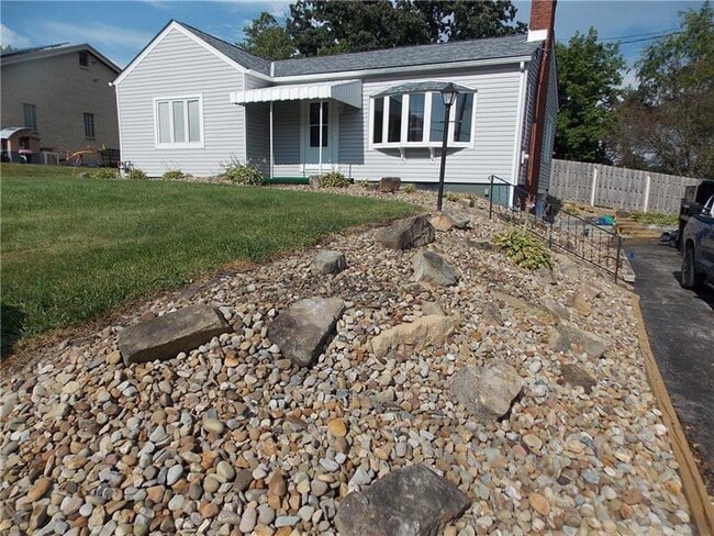 511 Pearl Ave in Mars, PA - Building Photo - Building Photo