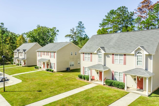 Kenwood Terrace Apartments in Sanford, NC - Building Photo - Building Photo