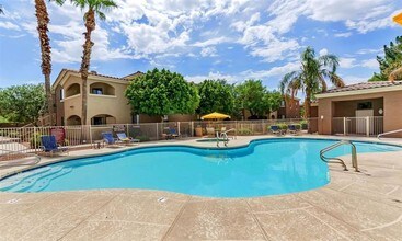 Sand Dollar Apartments Phoenix Az For Rent 43photos Bayside Phoenix Apartments1
