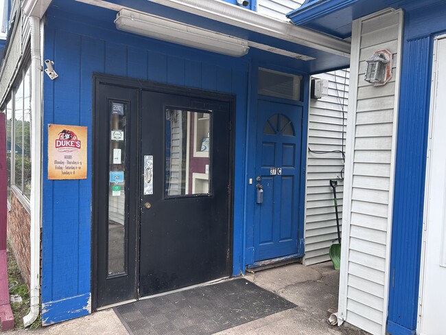 371 Pittstown Rd, Unit Apt C