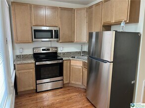 529 Linden St in Bethlehem, PA - Building Photo - Building Photo