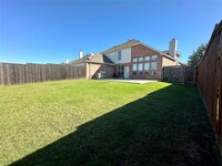 4009 Standridge Dr in The Colony, TX - Foto de edificio - Building Photo