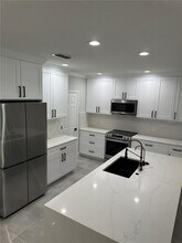13 Meridian Dr in Safety Harbor, FL - Building Photo - Building Photo