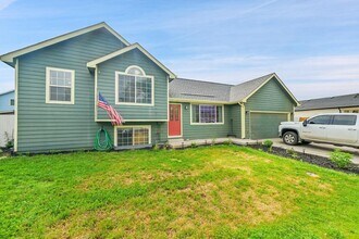 2034 Buckeye Ave in Greeley, CO - Building Photo - Building Photo