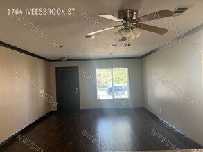 1764 E Ivesbrook St in Lancaster, CA - Building Photo - Building Photo