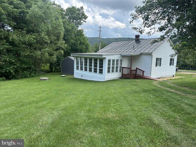 13434 John Marshall Hwy in Linden, VA - Building Photo - Building Photo