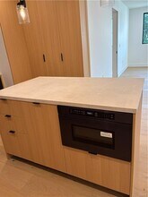 10352 Riverside Dr in Los Angeles, CA - Building Photo - Building Photo