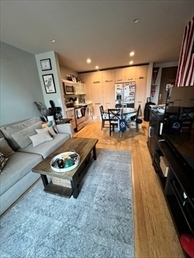 691 Massachusetts Ave, Unit 302 in Boston, MA - Building Photo - Building Photo