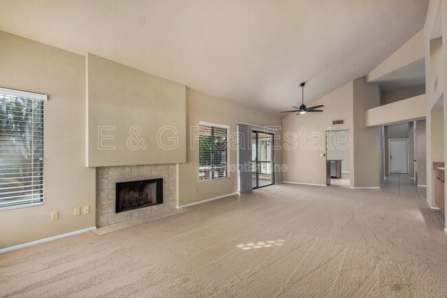 10060 E San Bernardo Dr in Scottsdale, AZ - Building Photo - Building Photo