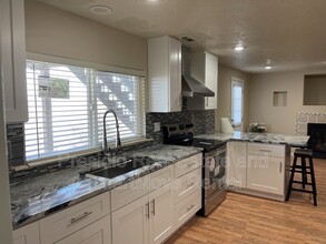 3408 Huntington Dr in Bountiful, UT - Building Photo - Building Photo