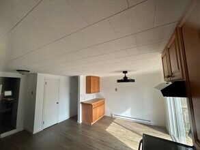 1520 Harvey Ln in Pottstown, PA - Foto de edificio - Building Photo