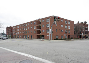 Centerview Building in Millbury, MA - Building Photo