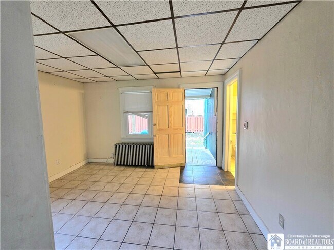 329 Crossman St in Jamestown, NY - Building Photo - Building Photo