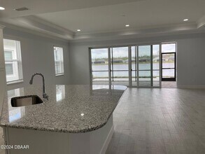 818 Bama Breeze Dr in Daytona Beach, FL - Building Photo - Building Photo