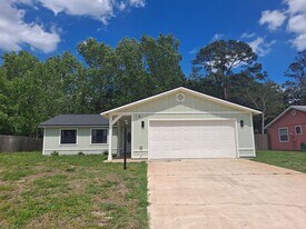 3 Wildwood Dr in Edgewater, FL - Building Photo