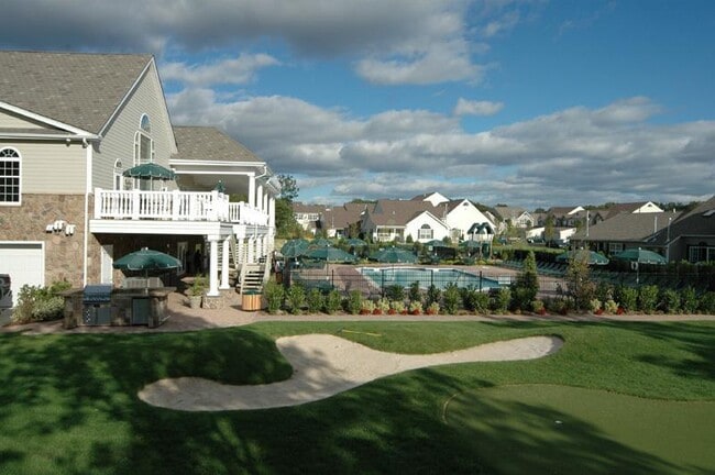 270 Village Green Dr in Port Jefferson Station, NY - Building Photo - Building Photo