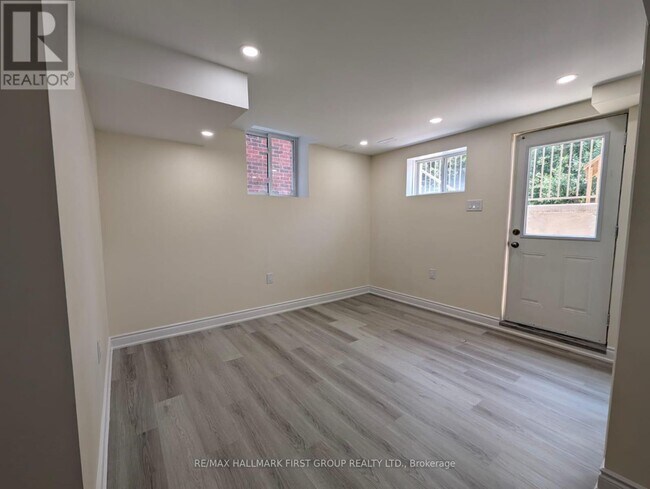 1212 Shankel Rd in Oshawa, ON - Building Photo - Building Photo