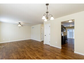 810 Waler Dr in Lake St. Louis, MO - Building Photo - Building Photo