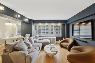 100 W 57th St in New York, NY - Building Photo